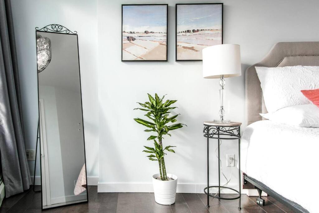 Downtown 1 Bedroom Water View Condo Vancouver Extérieur photo